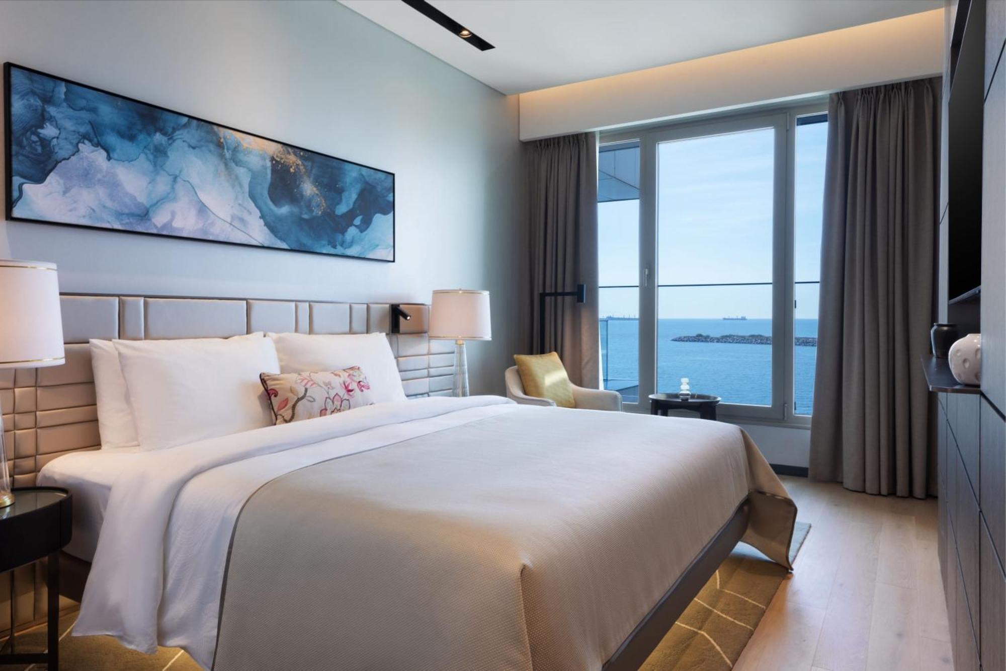 Jw Marriott Hotel Istanbul Marmara Sea ภายนอก รูปภาพ A bedroom at the hotel